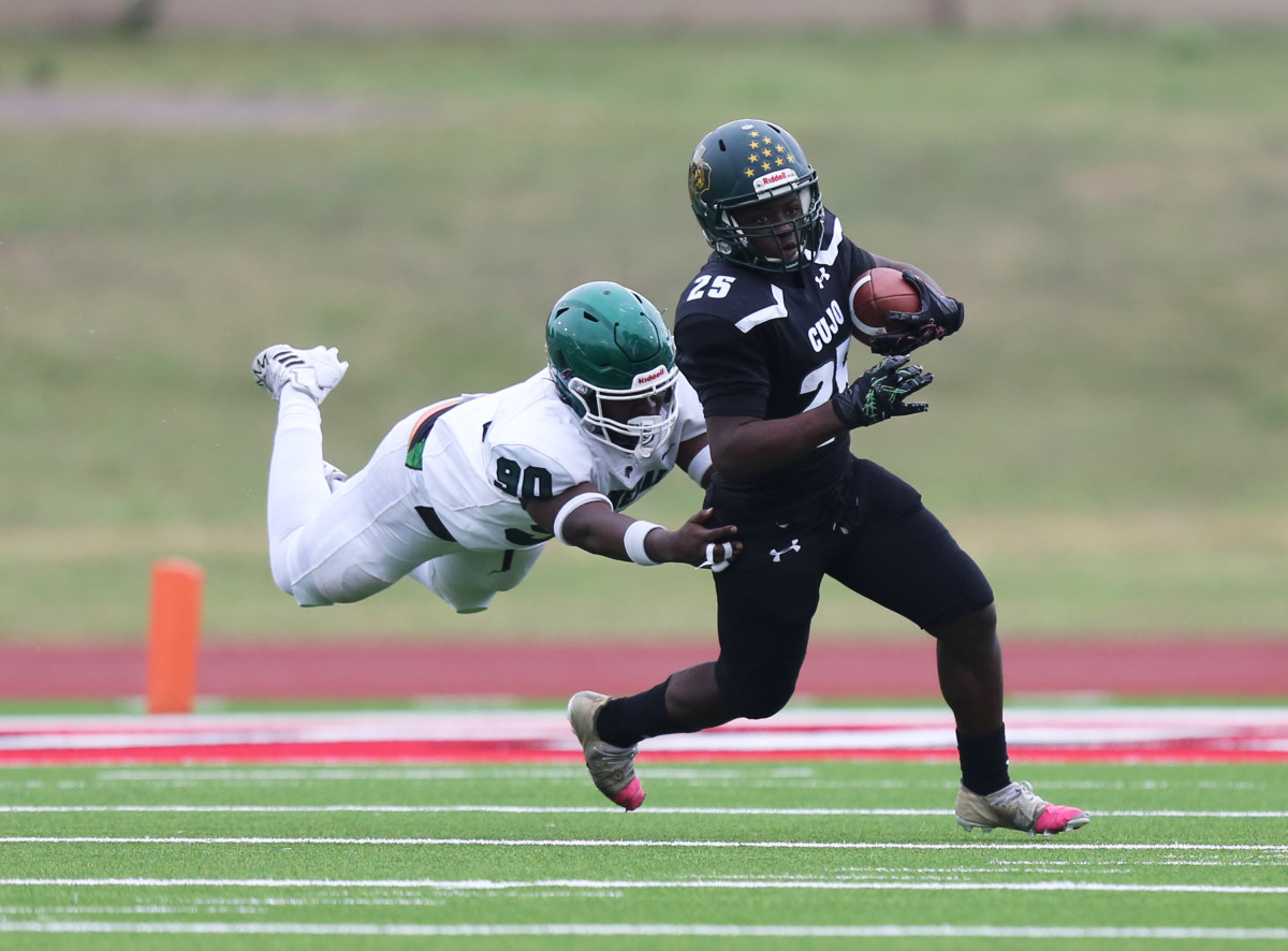 Kennedale Fort Worth Western Hills Texas football 102922 Brian McLean 17